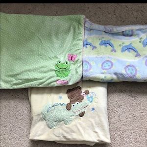 Bundle Baby fleece blankets